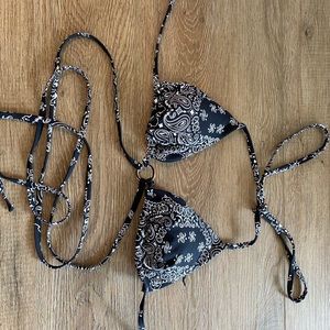 Garage WrapAround Triangle Black Paisley BikiniTop
